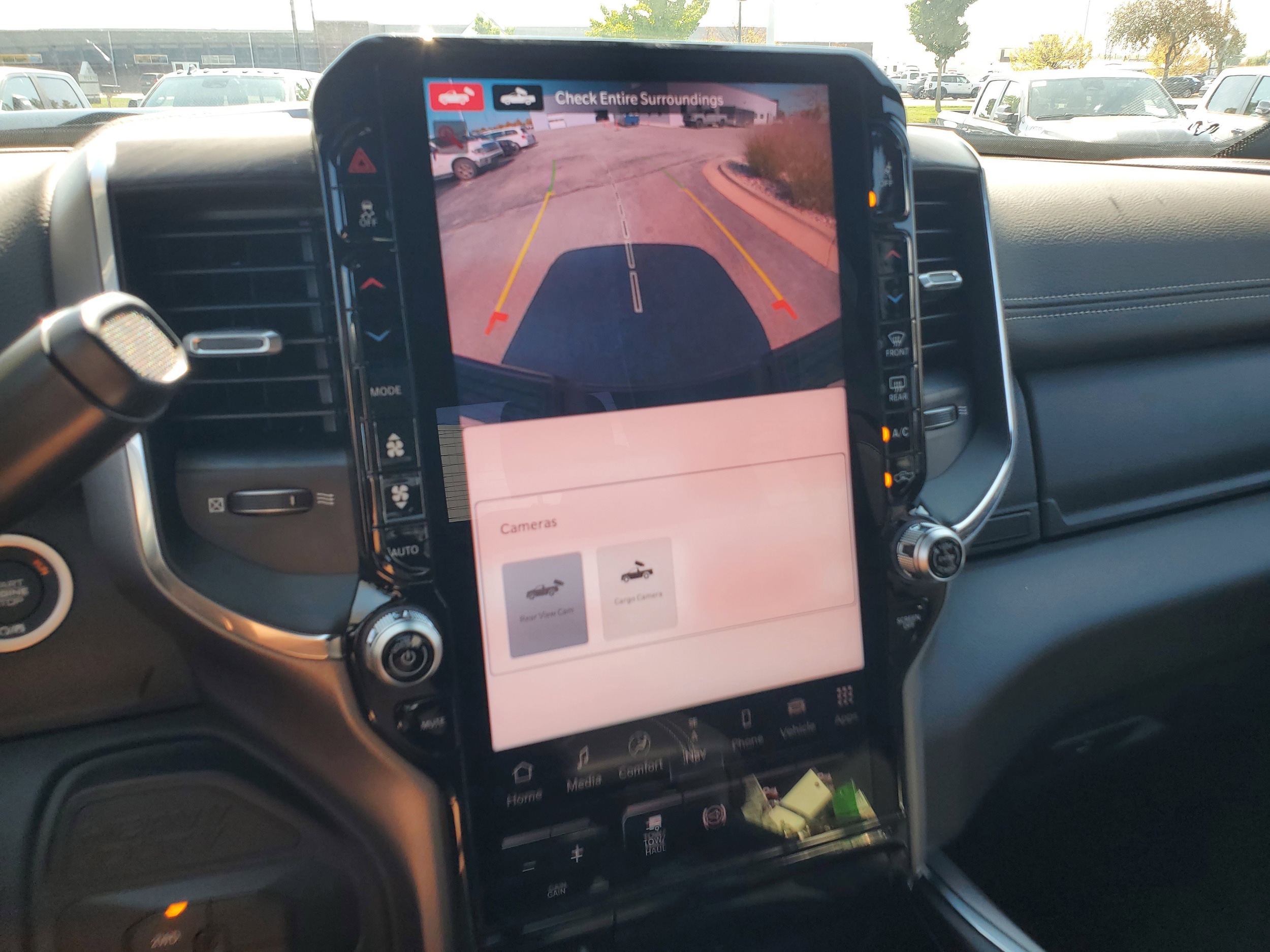 2026 RAM 2500 Laramie - Photo 23