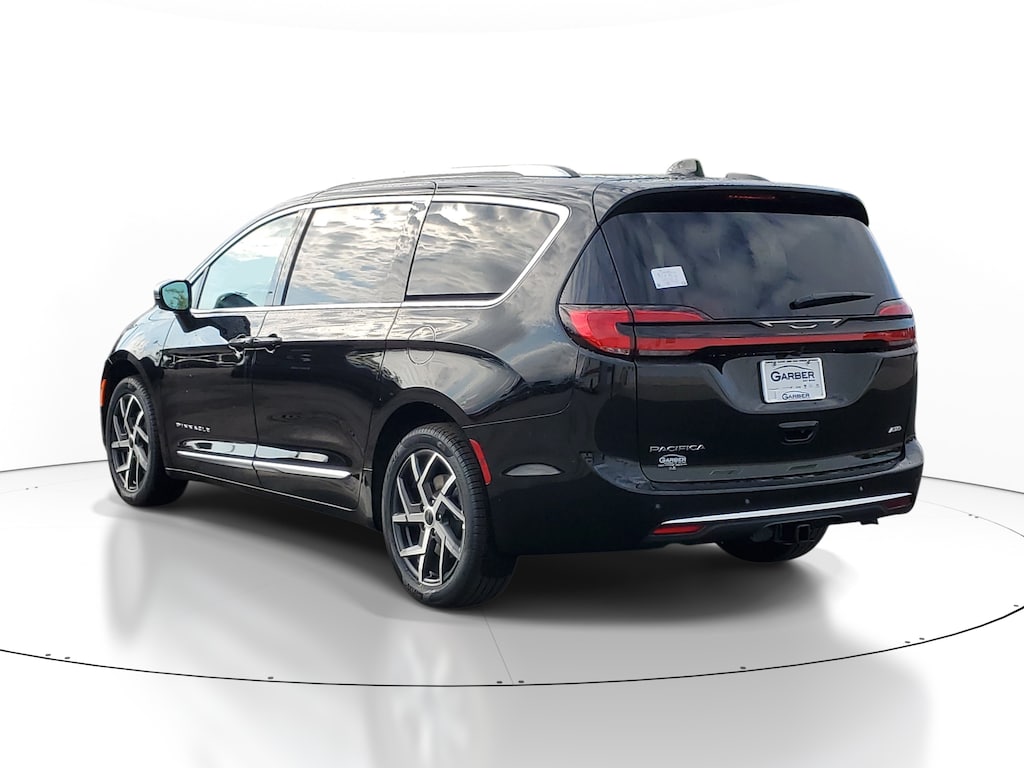 New 2027 Chrysler Pacifica PINNACLE AWD Passenger Van