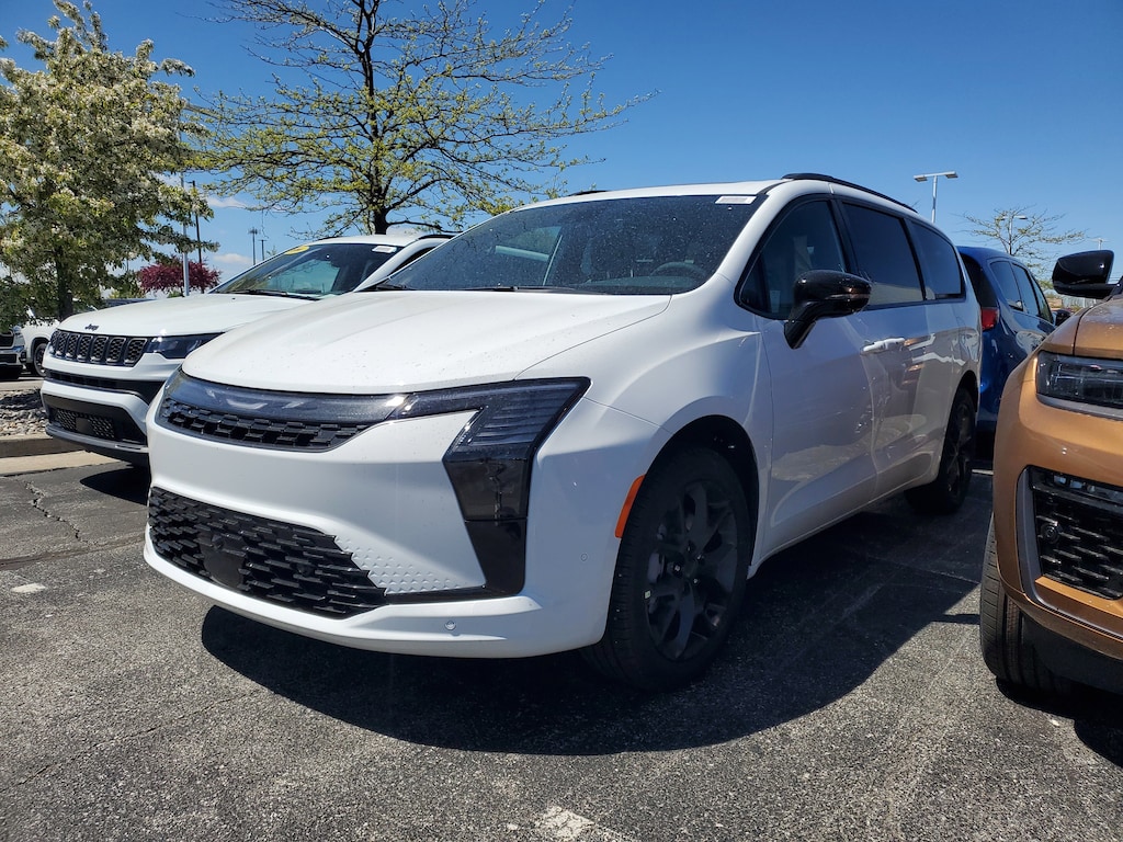 New 2027 Chrysler Pacifica LIMITED AWD Passenger Van