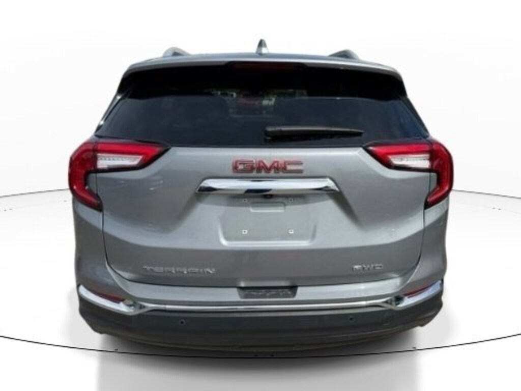 Used 2023 GMC Terrain SLT SUV