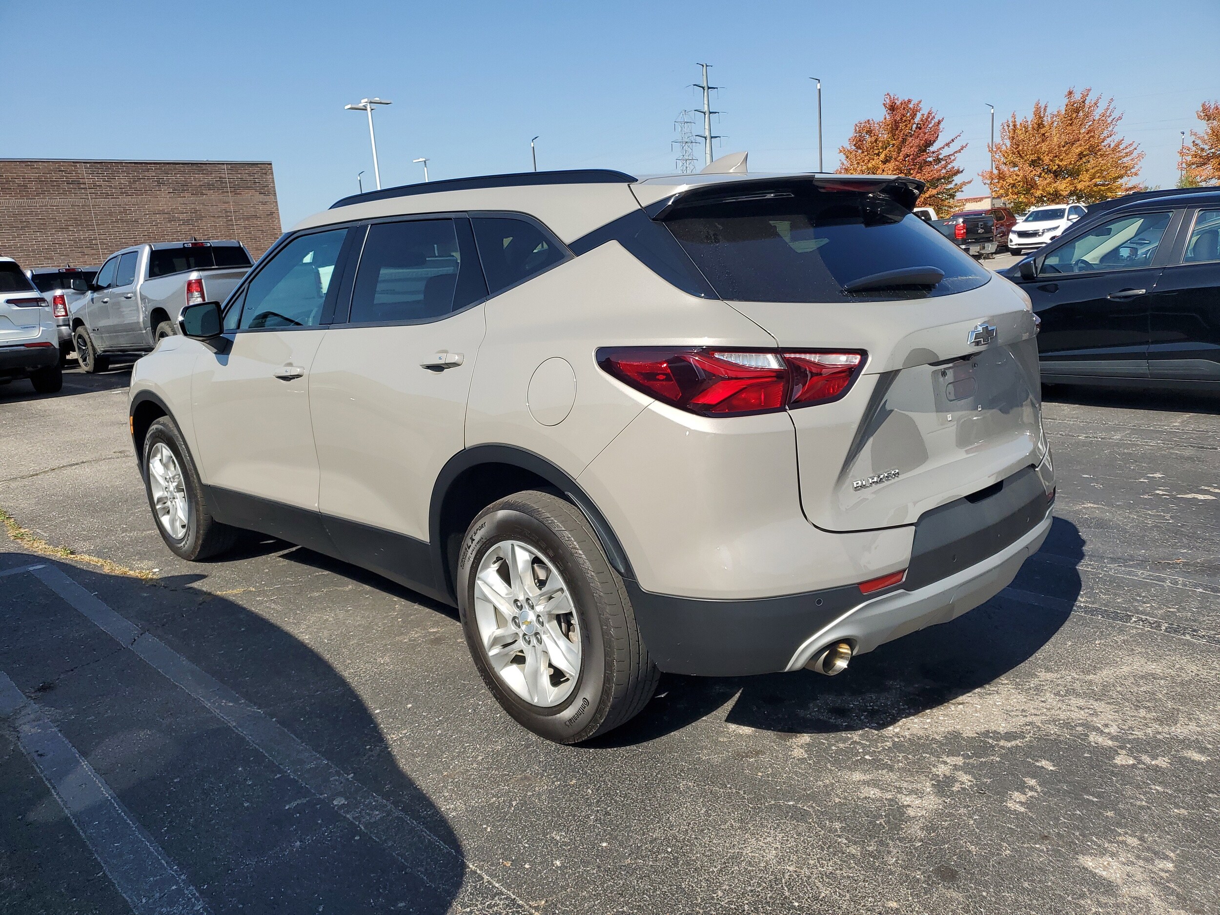 2021 Chevrolet Blazer 2LT photo 2