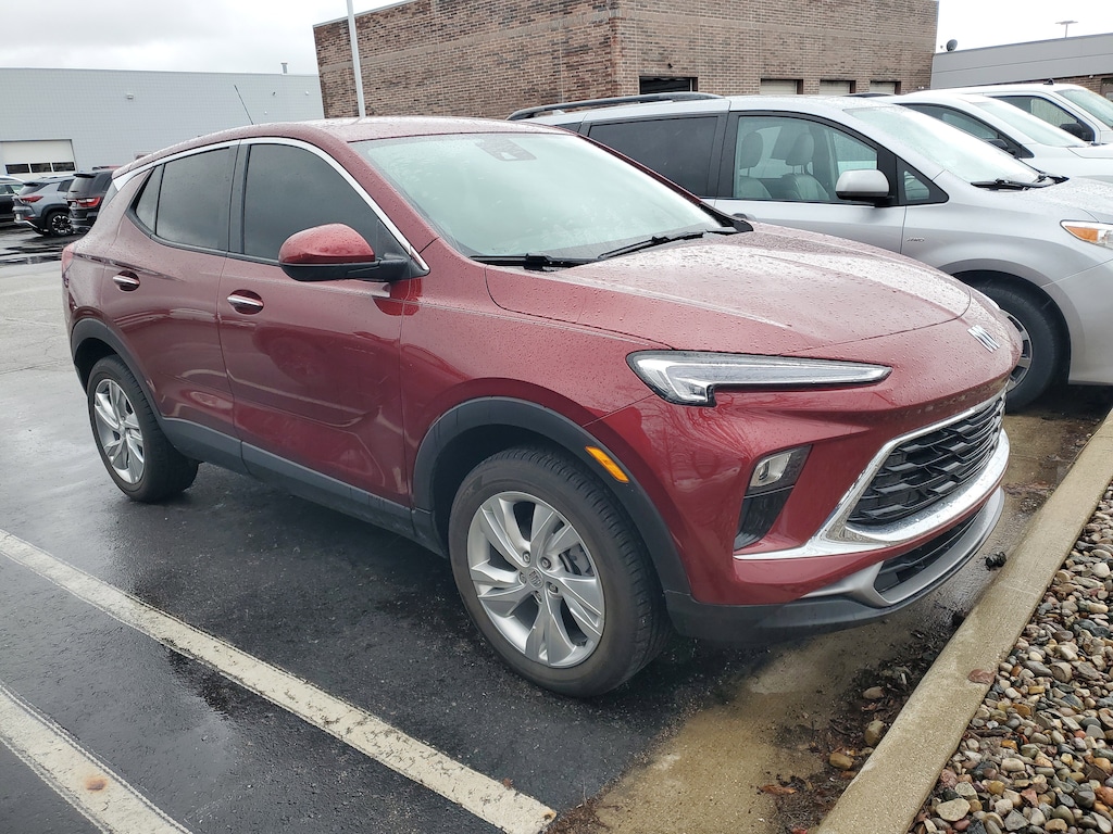 Used 2024 Buick Encore GX Preferred SUV