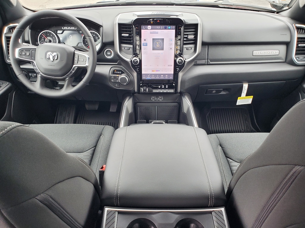 New 2026 Ram 1500 BIG HORN CREW CAB 4X4 5'7 BOX Pickup