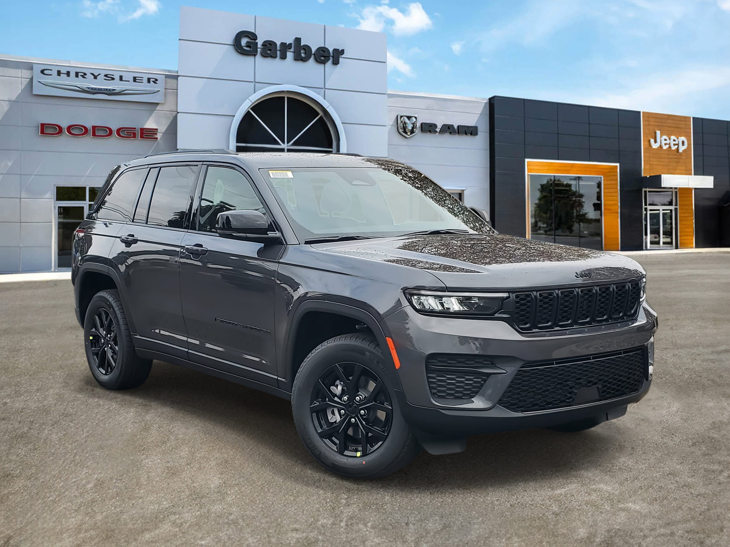 2025 Jeep Grand Cherokee Altitude's photo