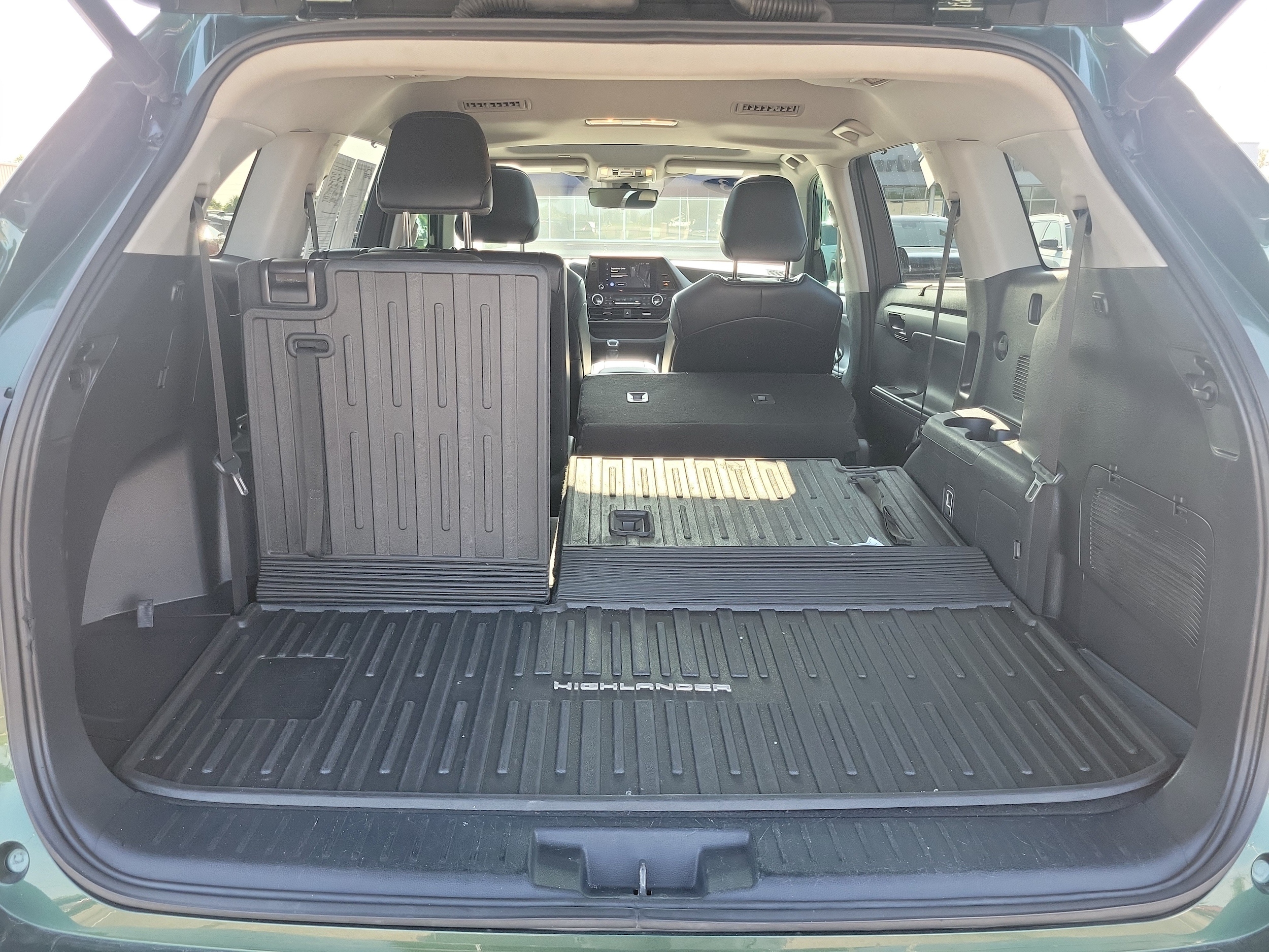 2023 Toyota Highlander XLE - Photo 31