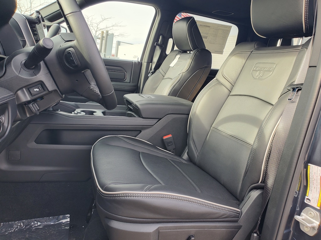 New 2026 Ram 2500 REBEL CREW CAB 4X4 6'4 BOX Pickup