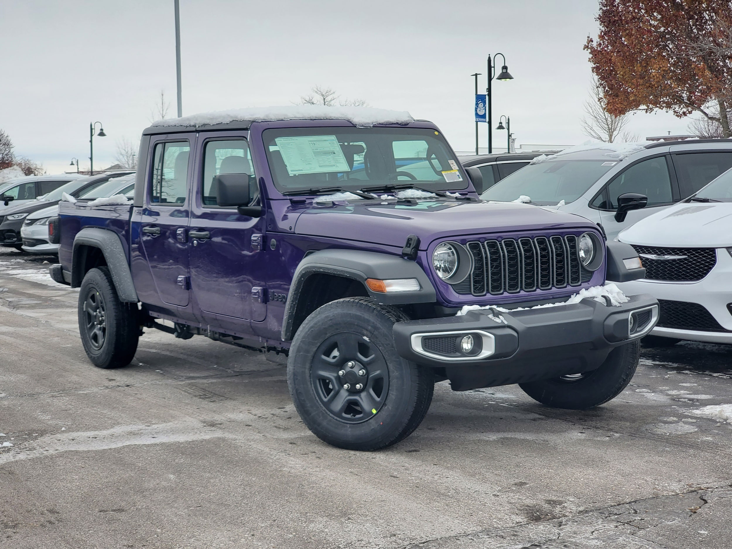 2026 Jeep Gladiator Sport's photo