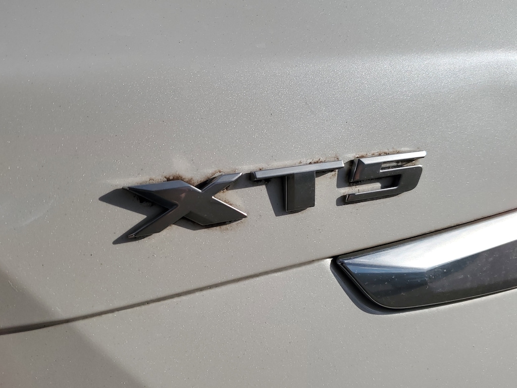 Used 2017 Cadillac XT5 Luxury SUV