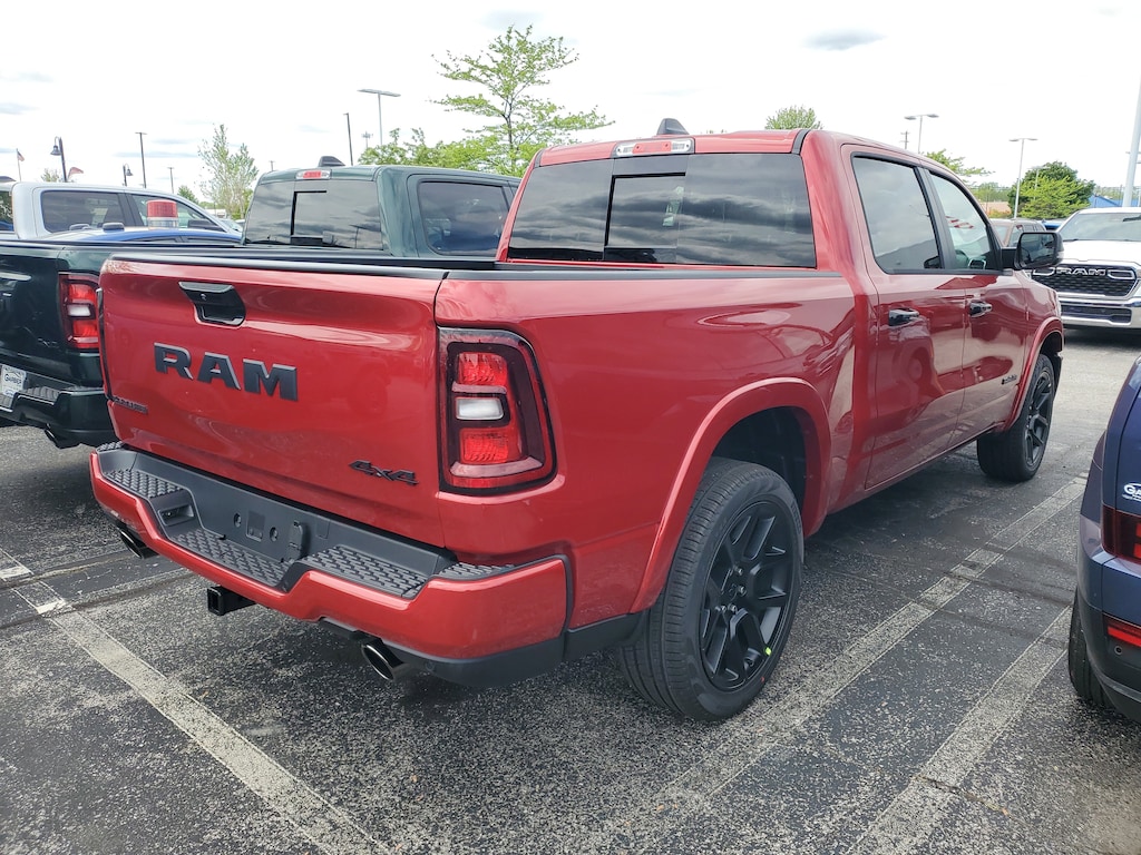 New 2026 Ram 1500 LARAMIE CREW CAB 4X4 5'7 BOX Pickup