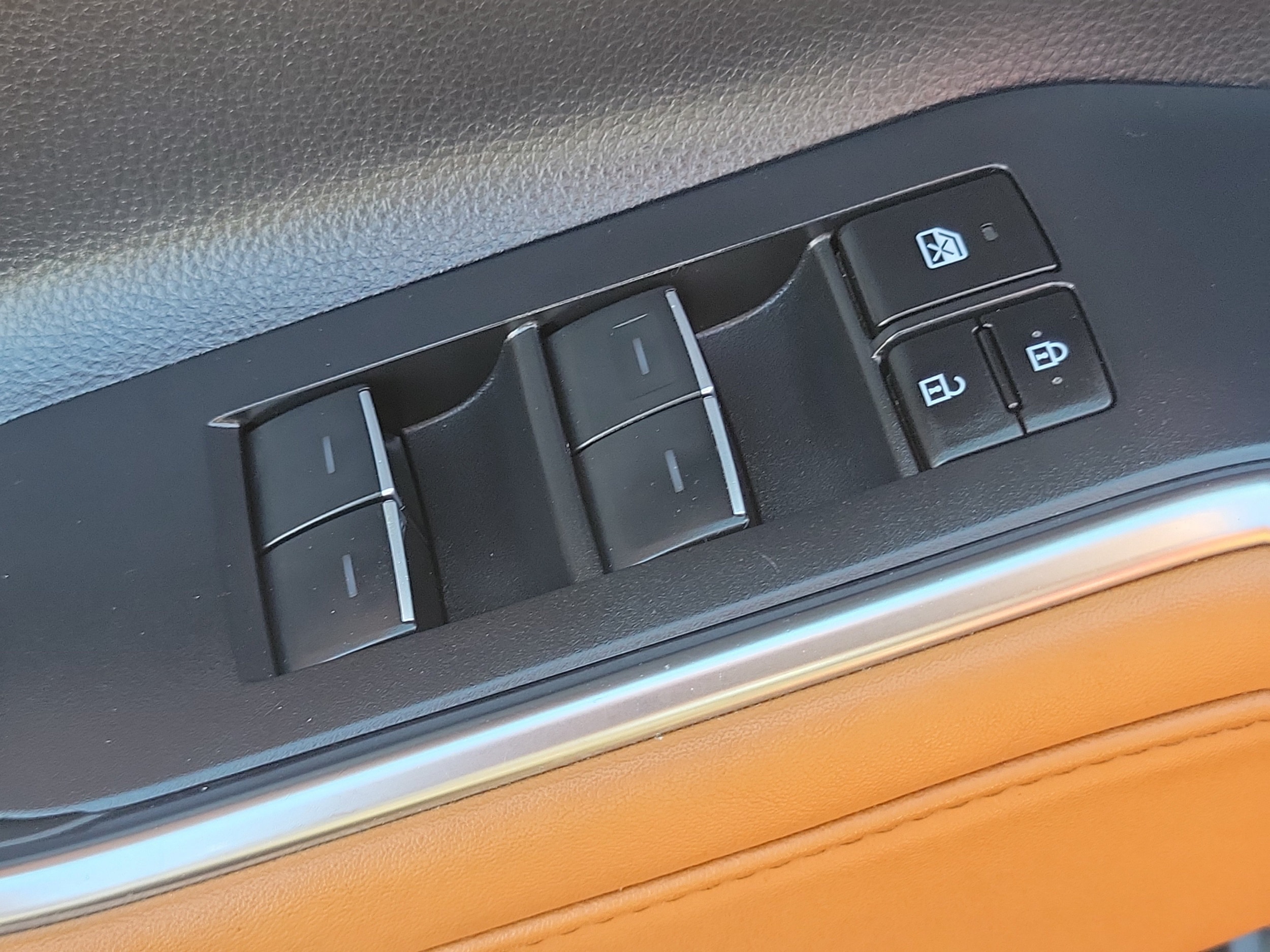 2023 Toyota Highlander Platinum - Photo 25