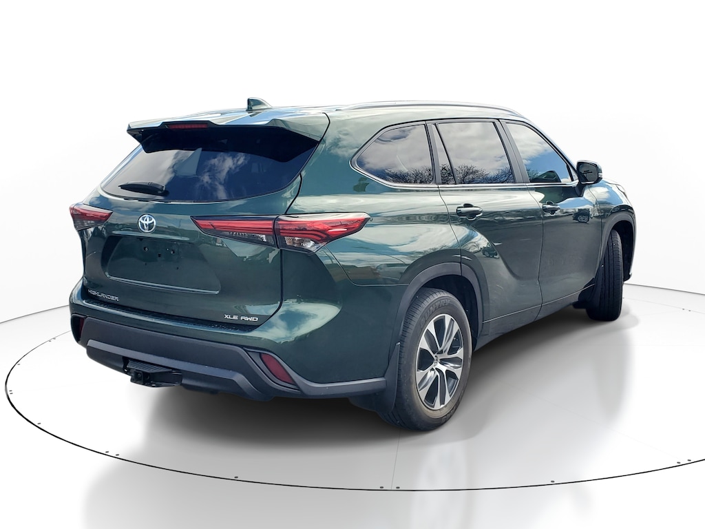 Used 2023 Toyota Highlander XLE SUV