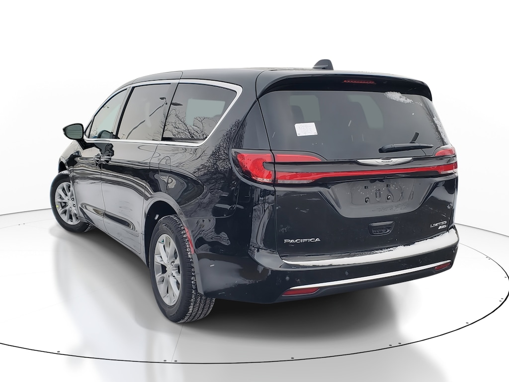 New 2026 Chrysler Pacifica LIMITED AWD Passenger Van