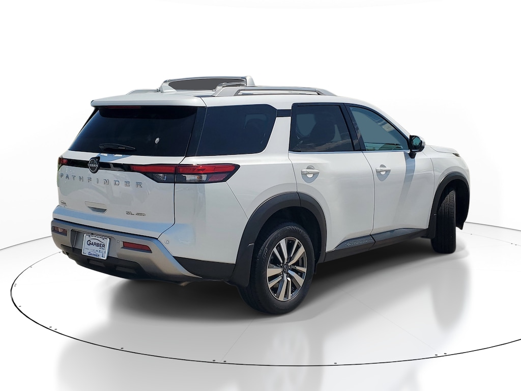 Used 2025 Nissan Pathfinder SL SUV