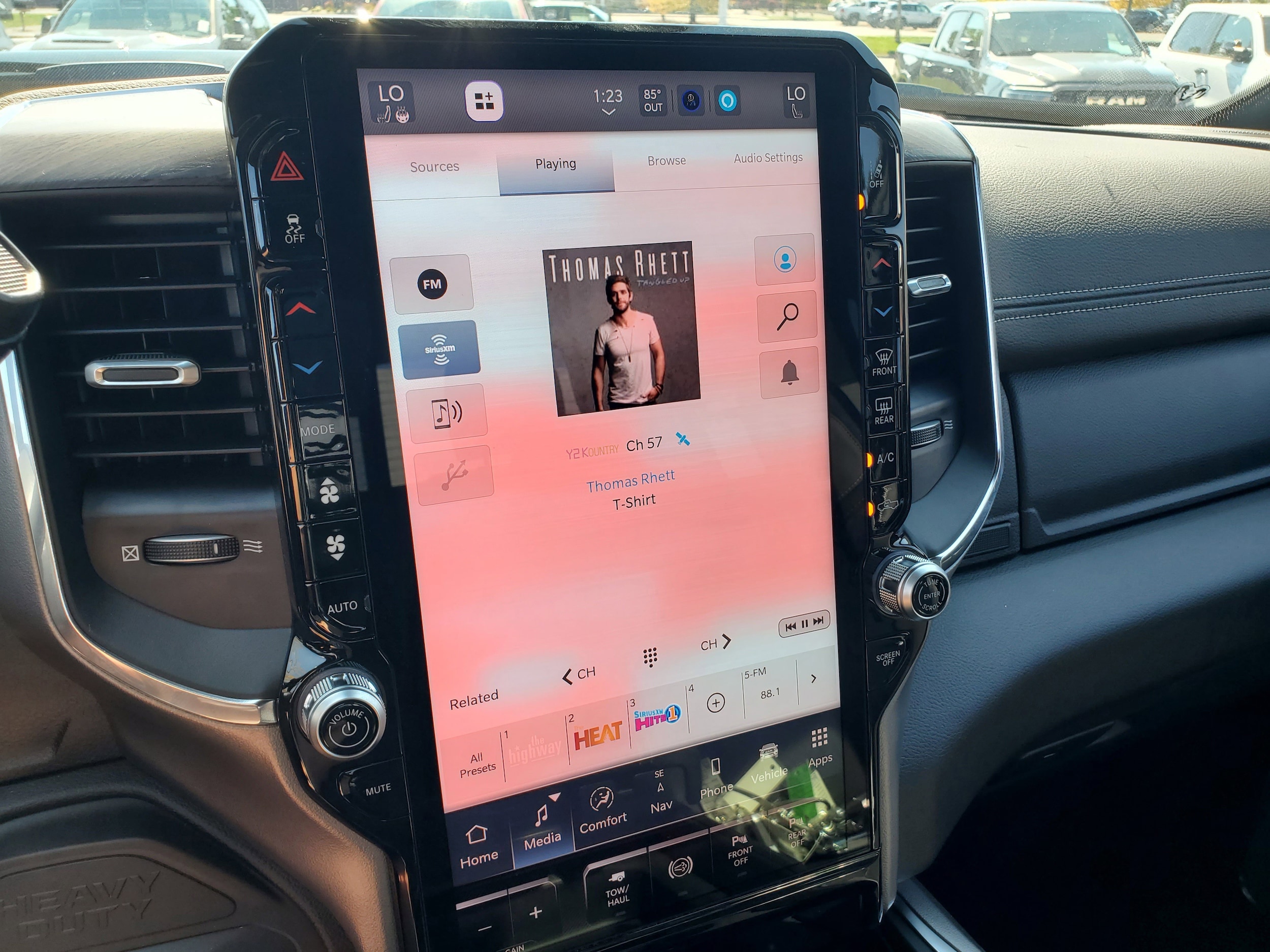 2026 RAM 2500 Laramie - Photo 19