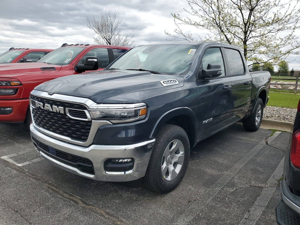 New 2026 Ram 1500 BIG HORN CREW CAB 4X4 5'7 BOX Pickup