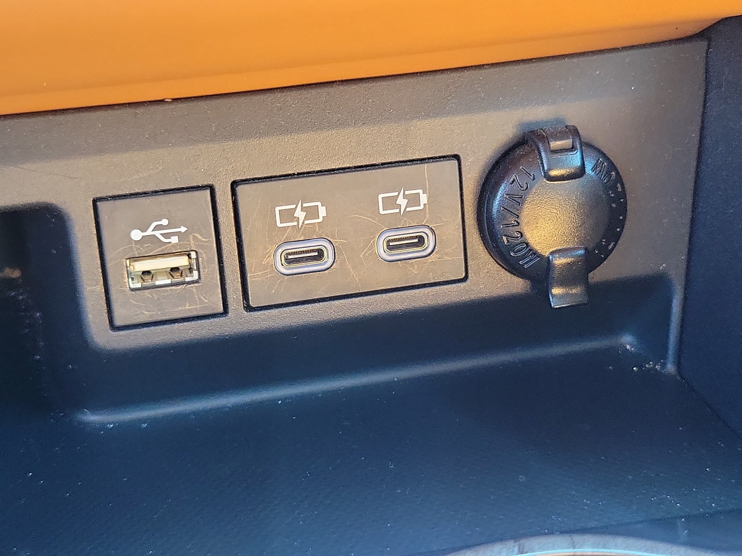 2023 Toyota Highlander Platinum - Photo 18