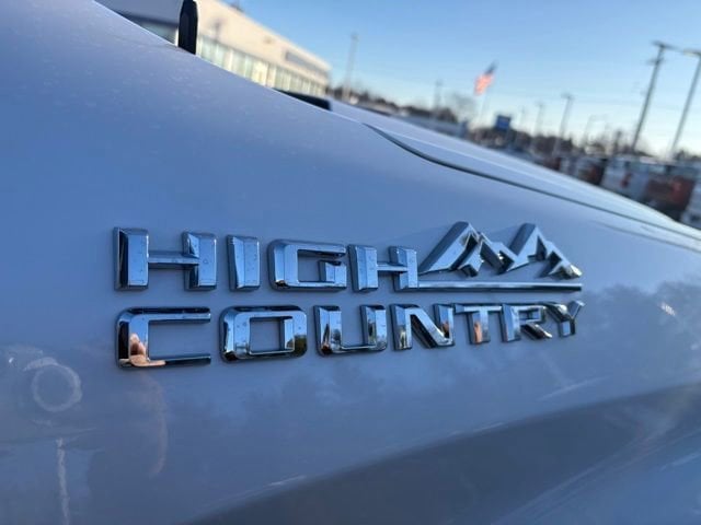 2023 Chevrolet Silverado 1500 High Country - Photo 9