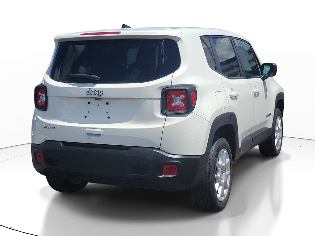 Used 2023 Jeep Renegade Latitude SUV