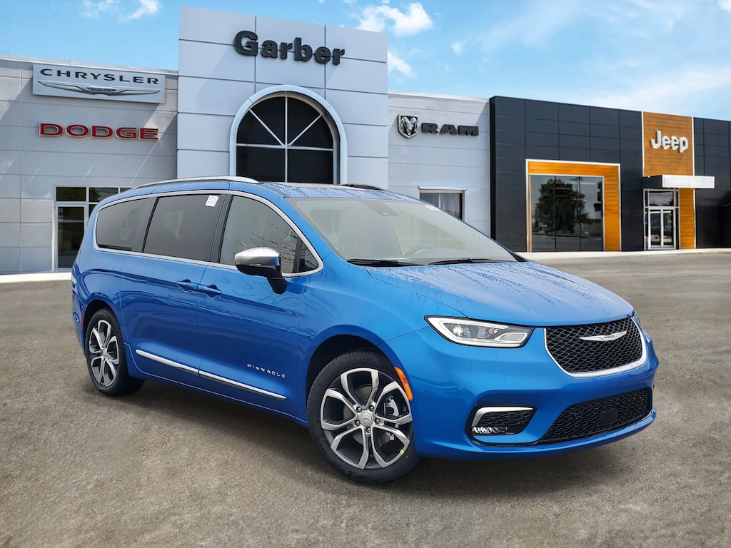 New 2026 Chrysler Pacifica PINNACLE Passenger Van