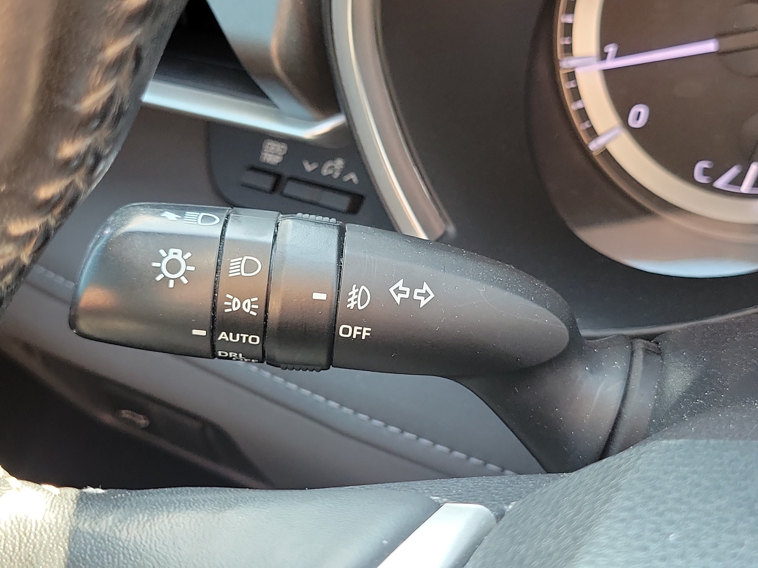 2023 Toyota Highlander XLE - Photo 11