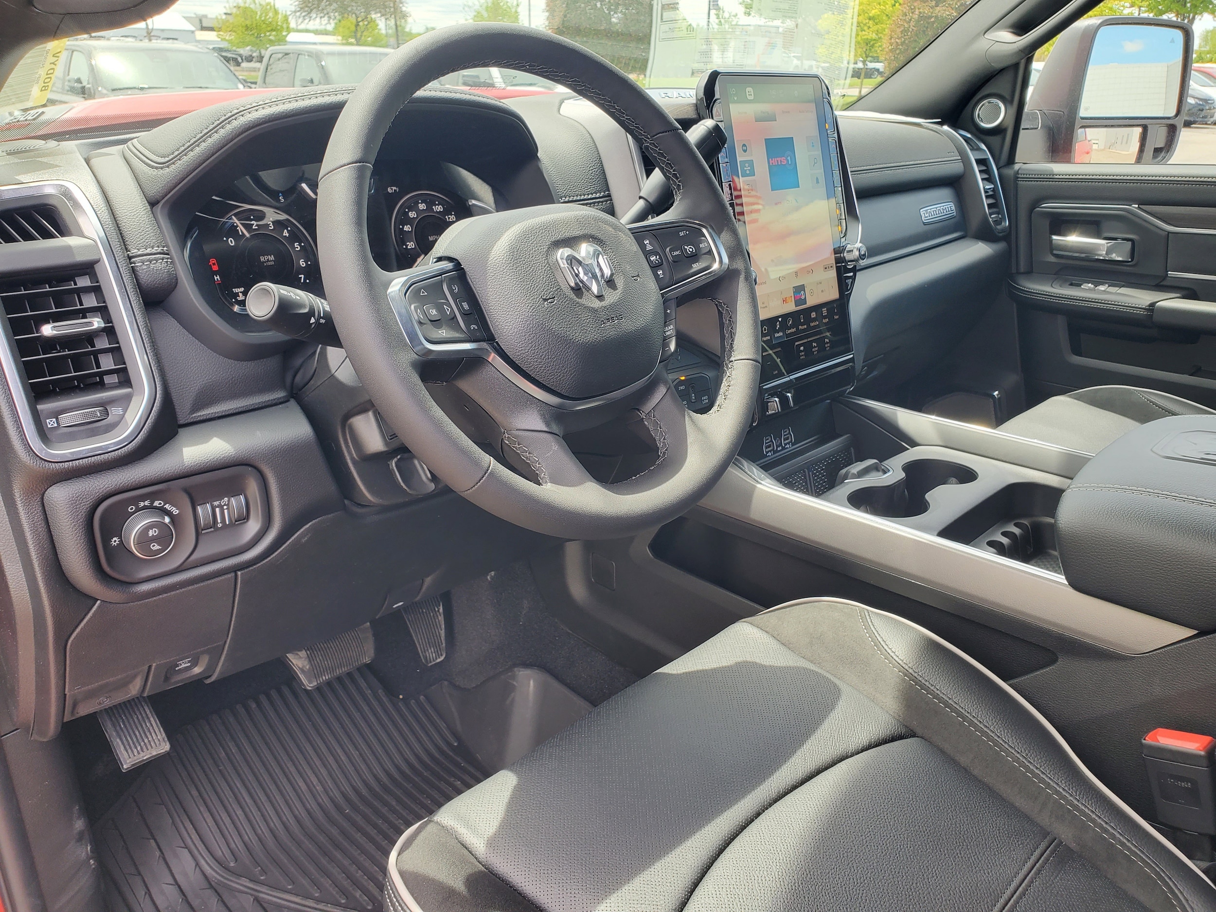 2026 RAM 2500 Laramie - Photo 13