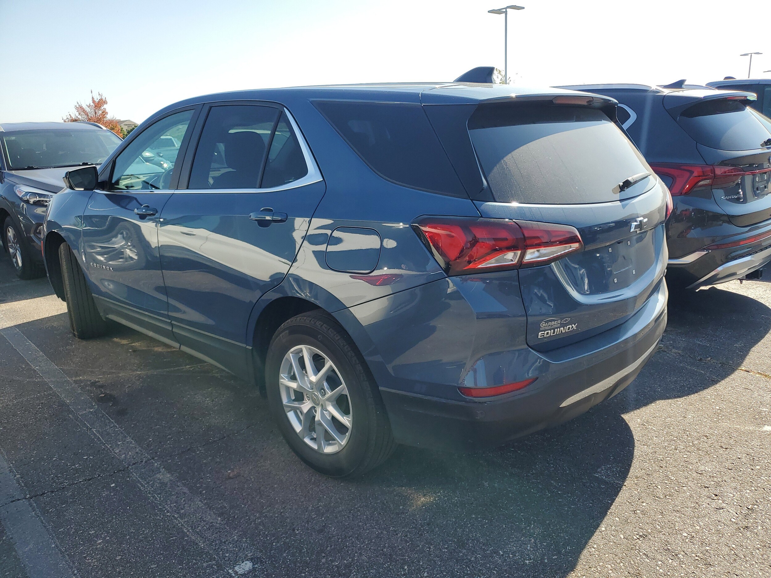 2024 Chevrolet Equinox LT photo 2