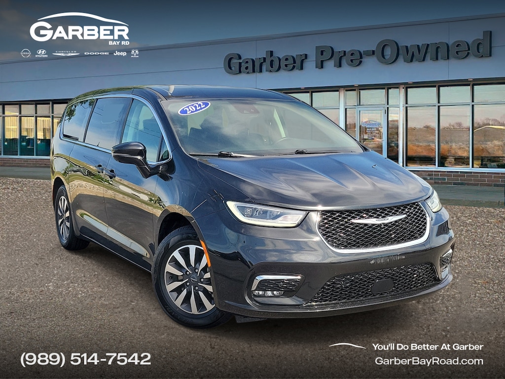 Used 2022 Chrysler Pacifica Hybrid Touring L Van Passenger Van