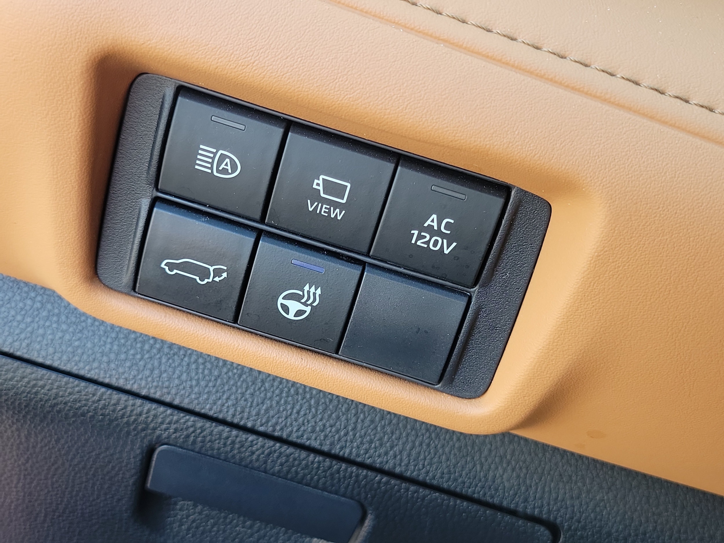 2023 Toyota Highlander Platinum - Photo 8