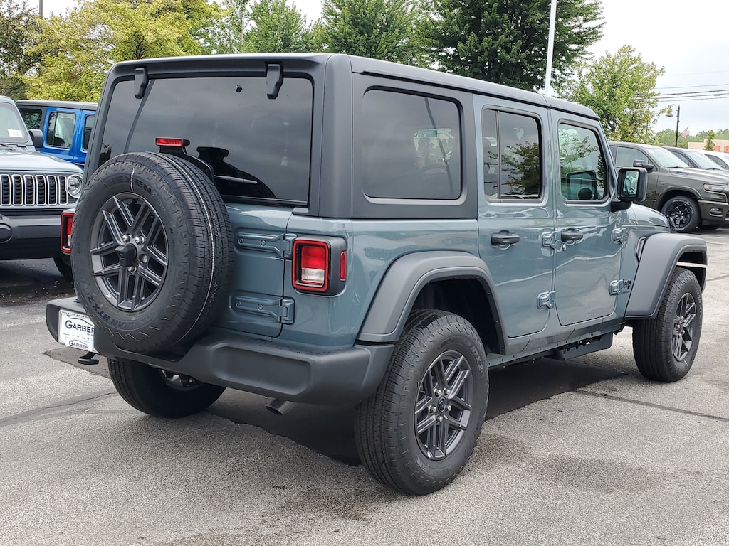New 2026 Jeep Wrangler 4-DOOR SPORT S Sport Utility