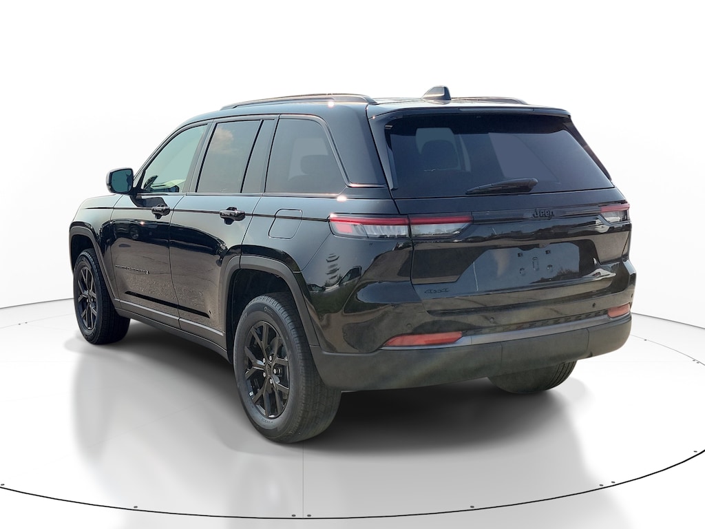 New 2026 Jeep Grand Cherokee LAREDO ALTITUDE 4X4 Sport Utility