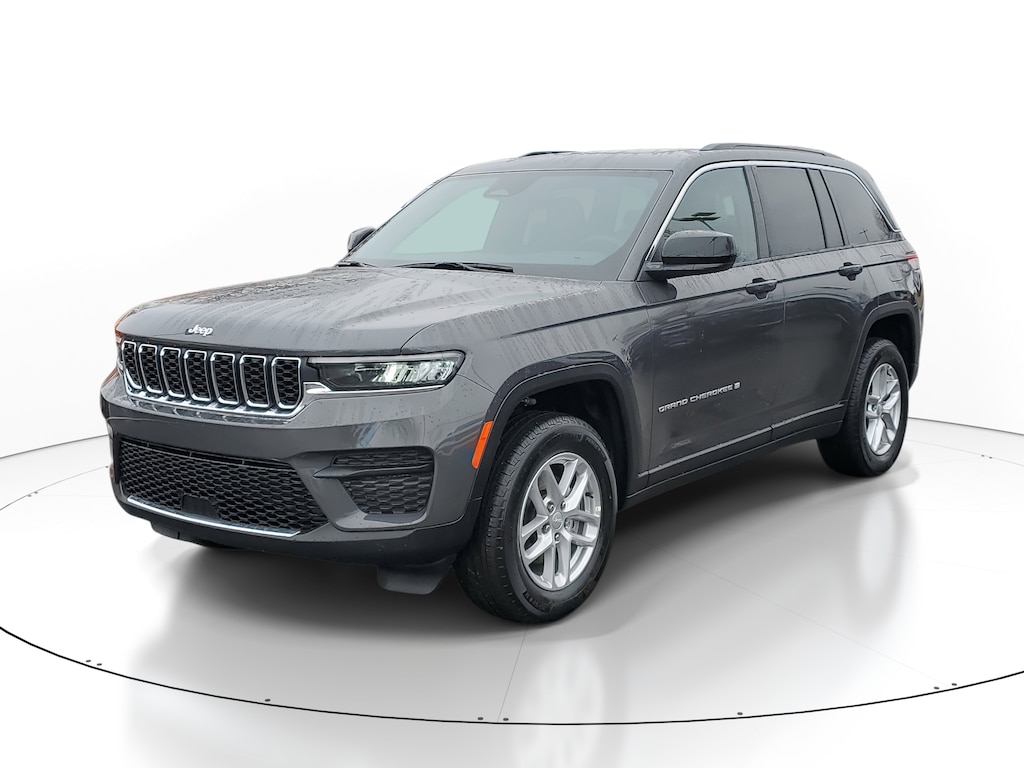 New 2025 Jeep Grand Cherokee LAREDO X 4X4 Sport Utility