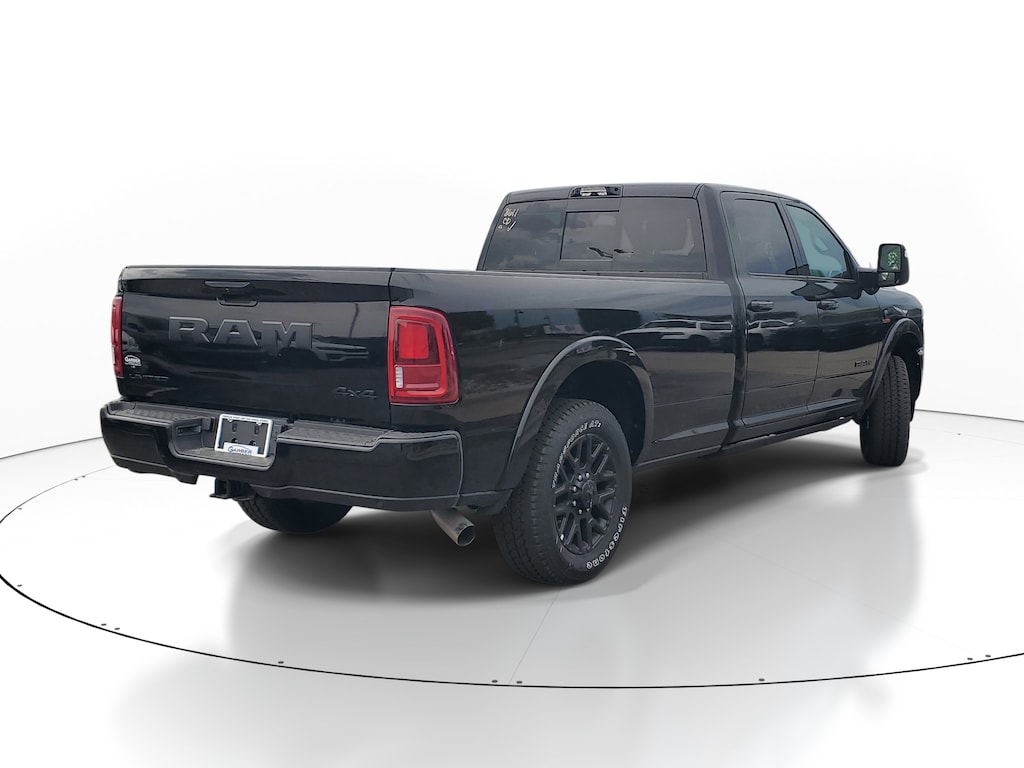 New 2026 Ram 2500 LIMITED CREW CAB 4X4 8' BOX Pickup