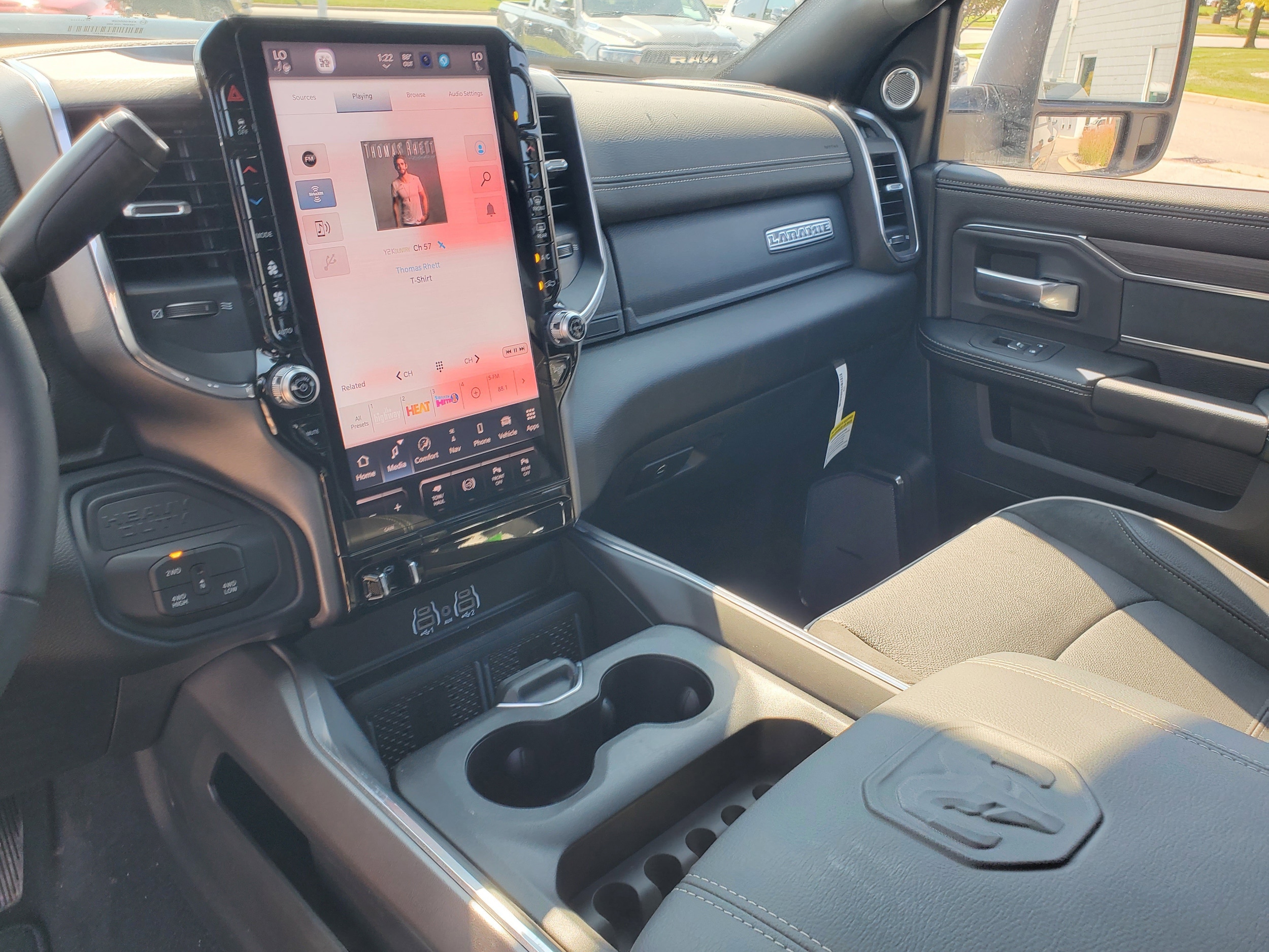 2026 RAM 2500 Laramie - Photo 14