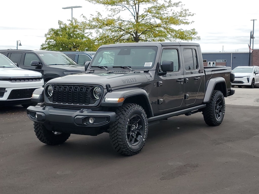 New 2026 Jeep Gladiator SPORT 4X4 Pickup