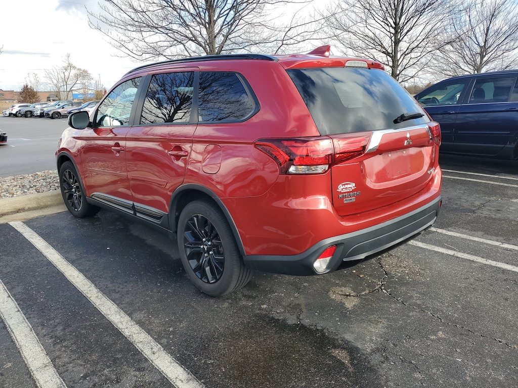 Used 2018 Mitsubishi Outlander LE CUV