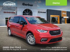 2025 Chrysler Pacifica SELECT Passenger Van