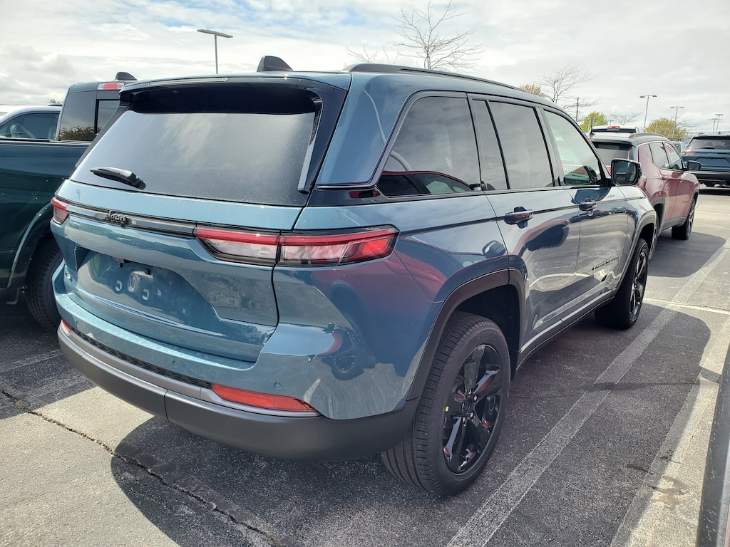 New 2026 Jeep Grand Cherokee LIMITED 4X4 Sport Utility