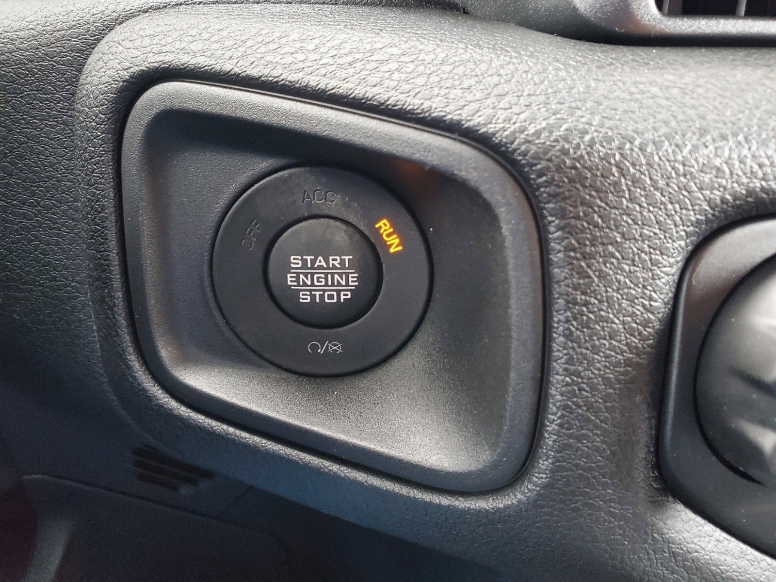 2025 Jeep Wrangler 4-Door Sport S - Photo 13