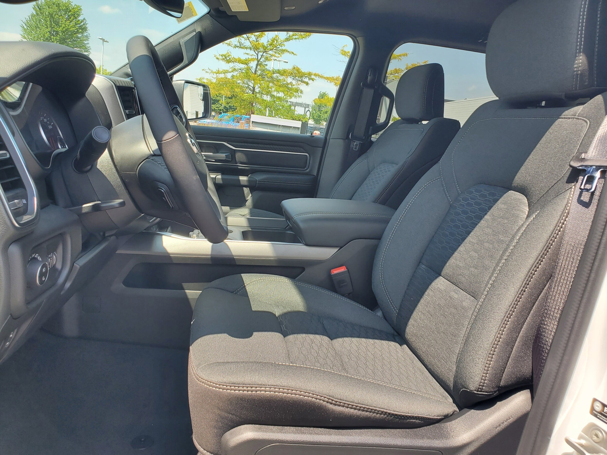 2026 Ram 1500 Big Horn photo 4