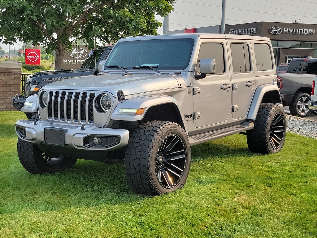 Used 2021 Jeep Wrangler Unlimited Sahara High Altitude SUV