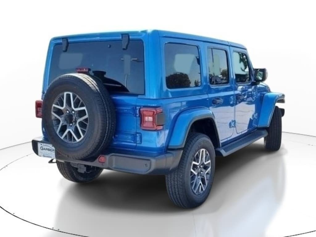 New 2025 Jeep Wrangler 4-DOOR SAHARA Sport Utility