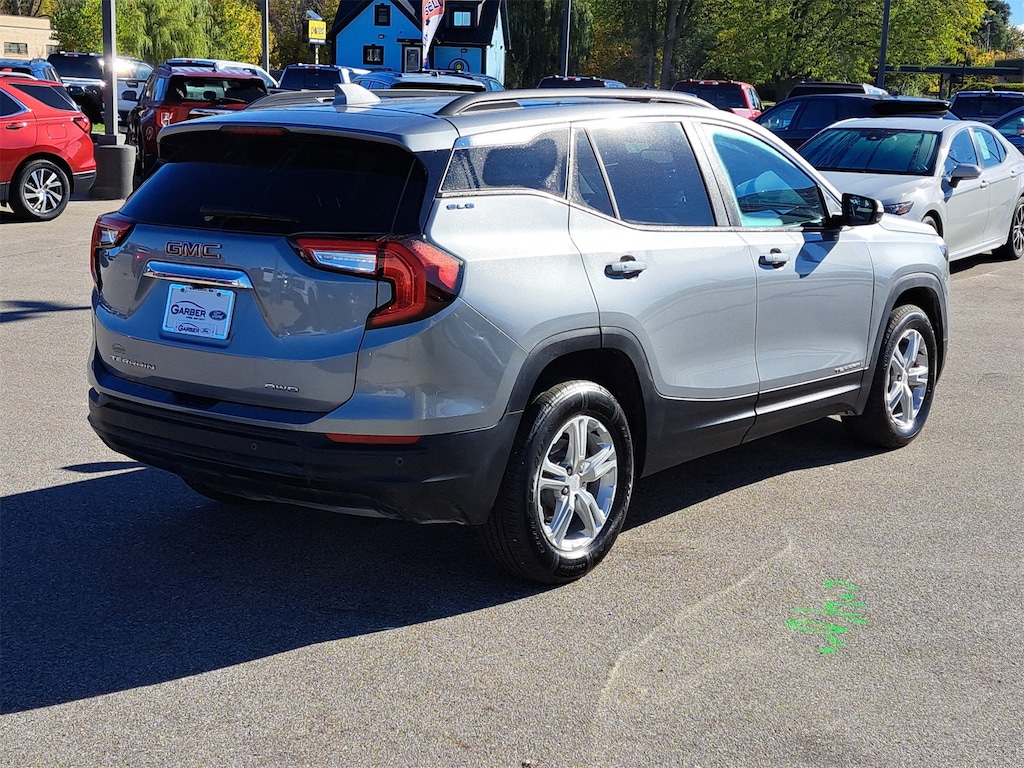 Used 2024 GMC Terrain SLE SUV