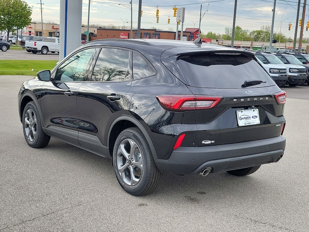 New 2026 Ford Escape ST-Line SUV