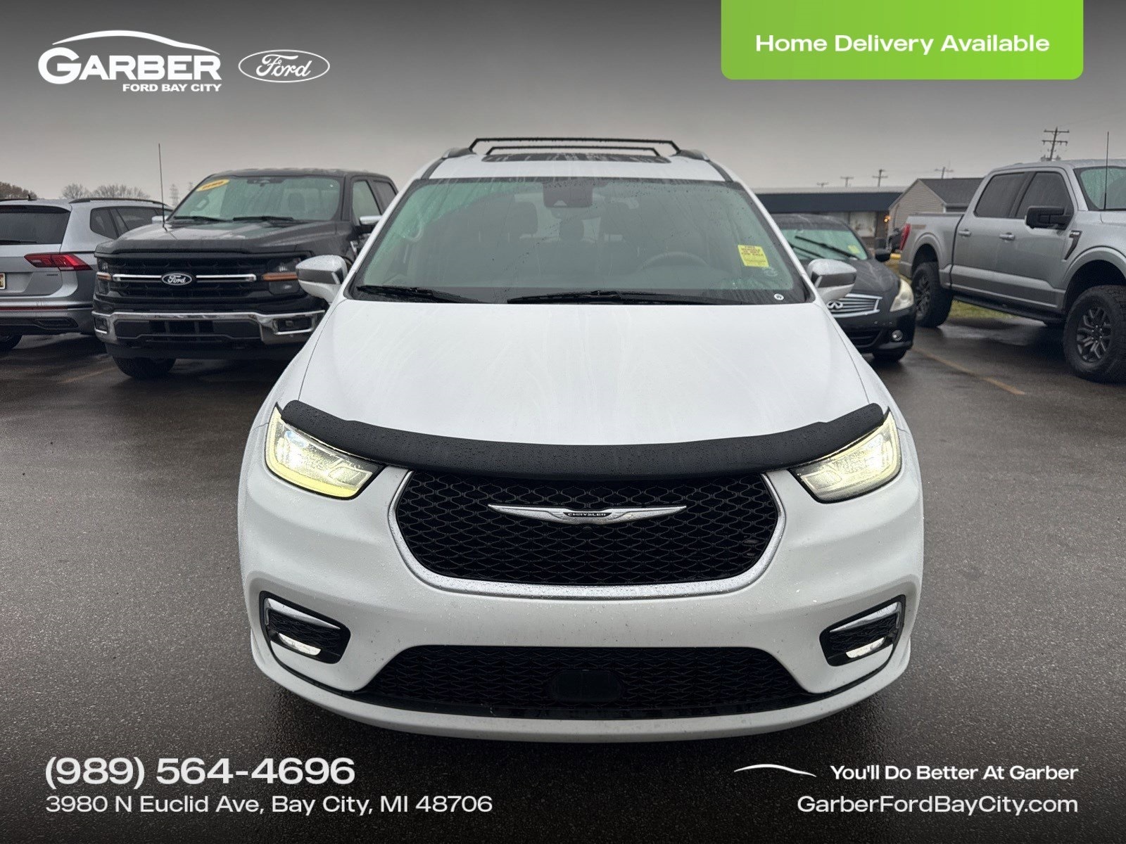 2021 Chrysler Pacifica Limited's photo