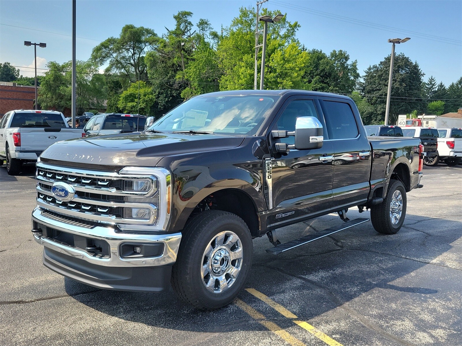2025 Ford F-250 photo 2