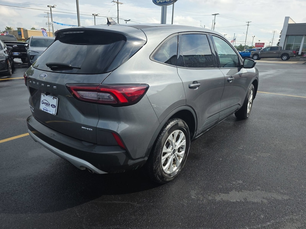Used 2025 Ford Escape Active SUV