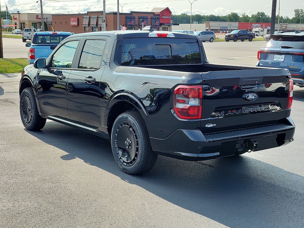 New 2026 Ford Maverick Lobo Standard Truck