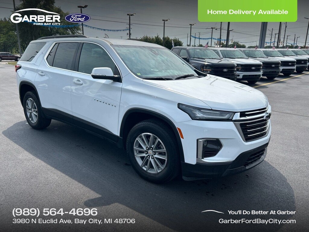 Used 2023 Chevrolet Traverse LT SUV