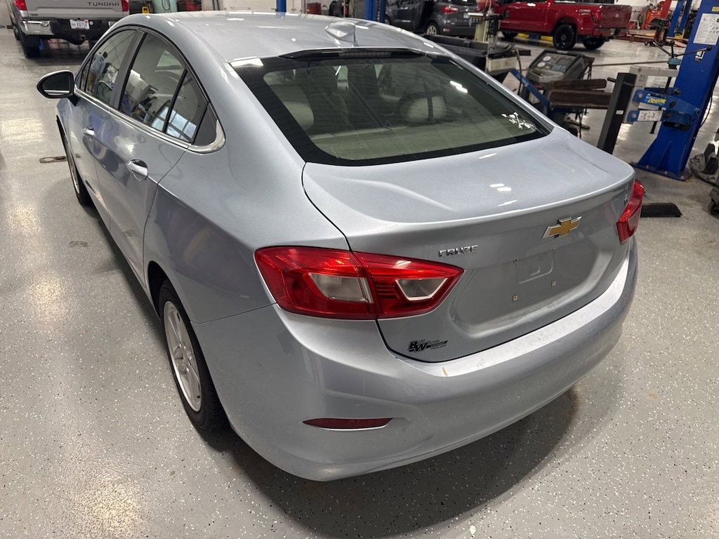 Used 2017 Chevrolet Cruze LT Sedan