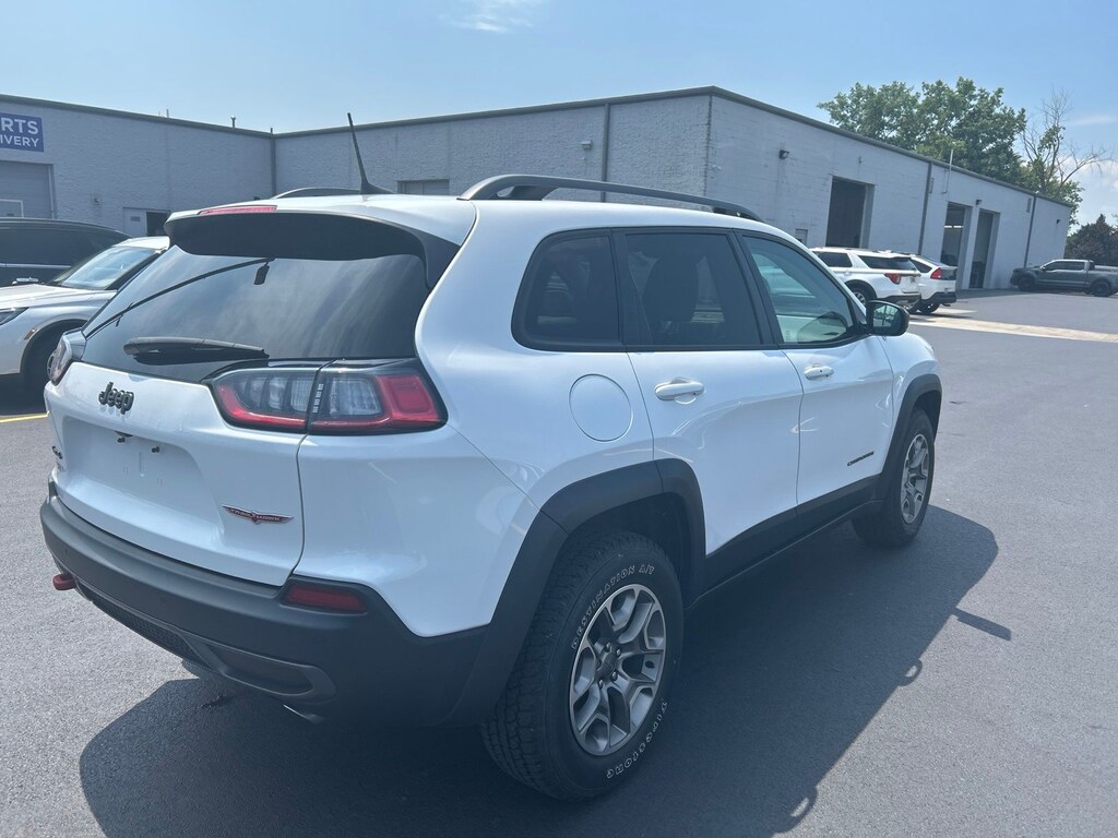 Used 2020 Jeep Cherokee Trailhawk SUV